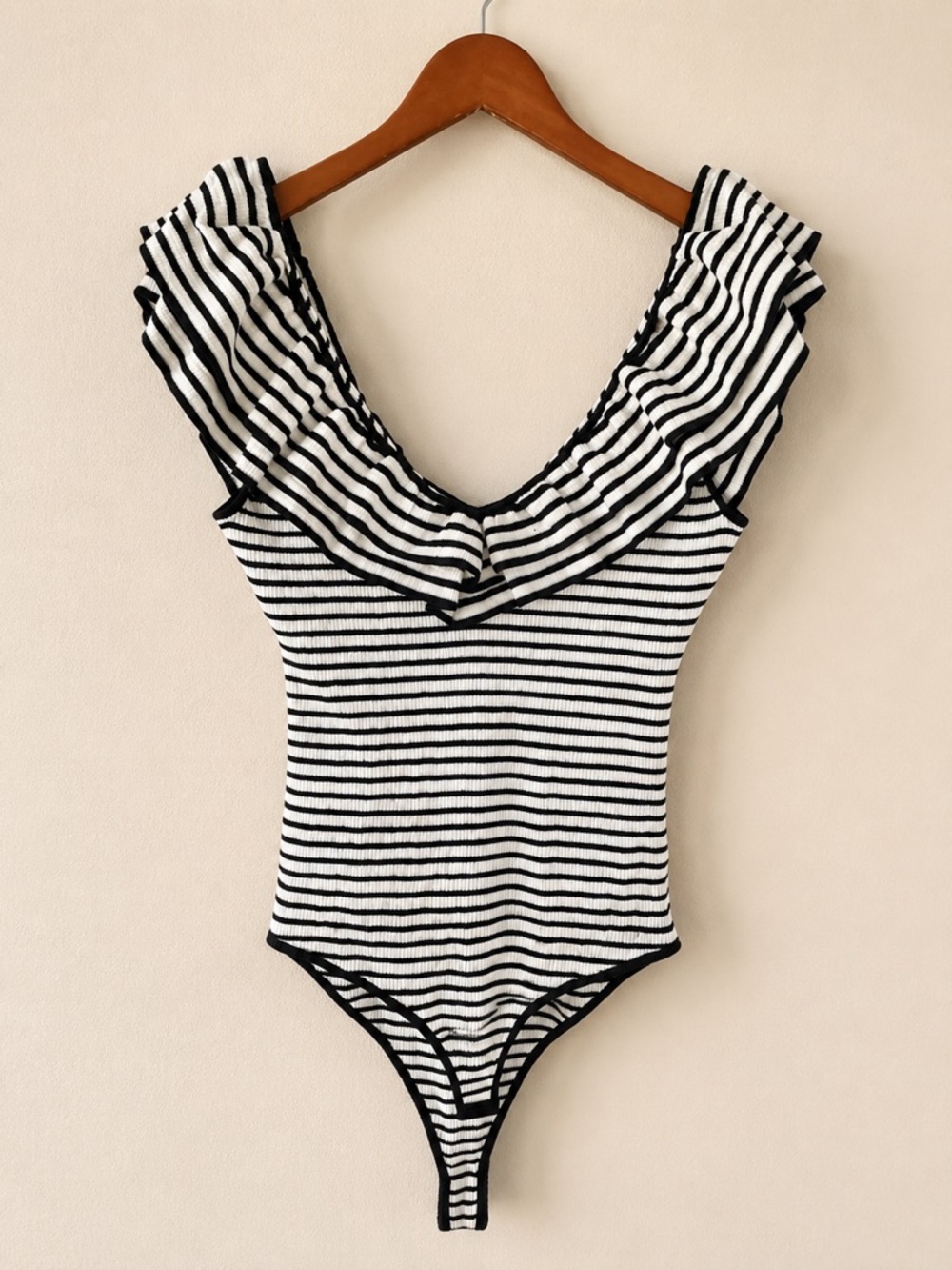 Sézane La Maille Navy & Ivory Striped Ruffle Sleeve Knit Bodysuit XXL NWT - Picture 3 of 7